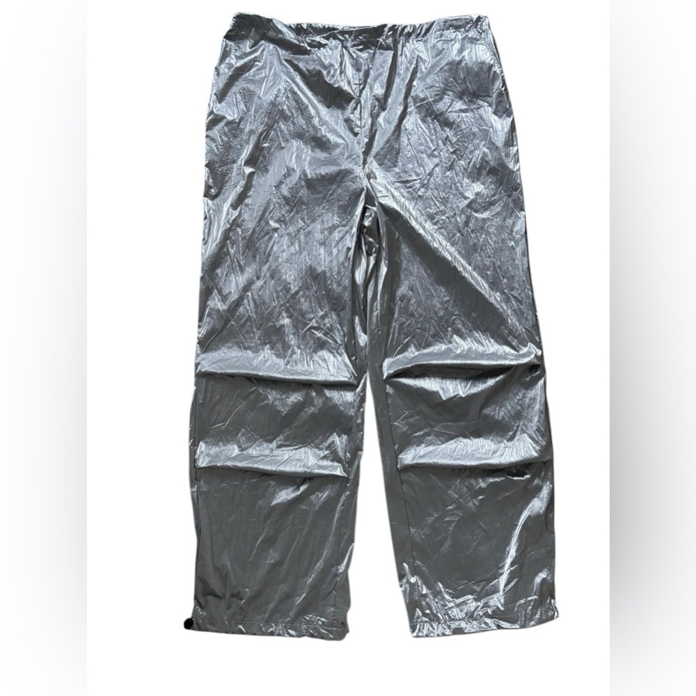 Vinyl Icons Silver Parachute Cargo Pants Metallic Nylon L NWT